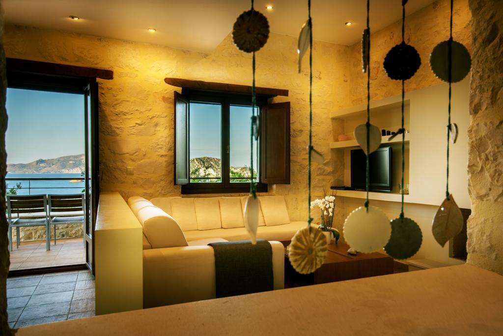 Exensian Villas & Suites Marathiás Zewnętrze zdjęcie